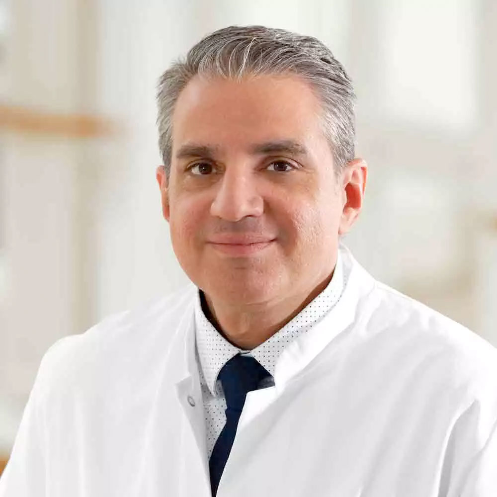 Chefarzt der Neurologie Prof. Dr. med. Farsin Hamzei